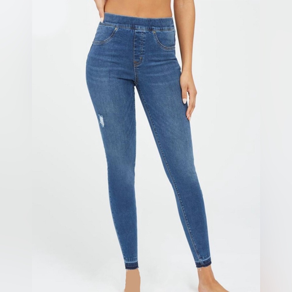 SPANX Blue Distressed Ankle Skinny Jeans. Size 1X 18-20